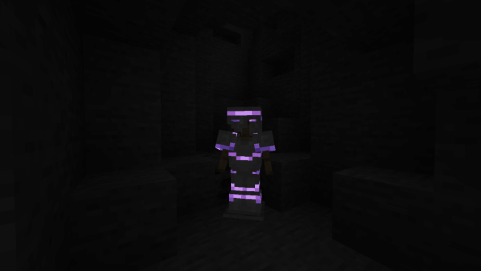 Screenshot of Glowing Armor Trims 3