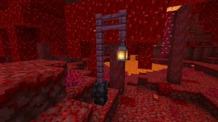 Wooden Crimson Lantern Post