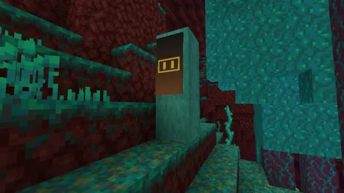 Wooden Warped Banner Post