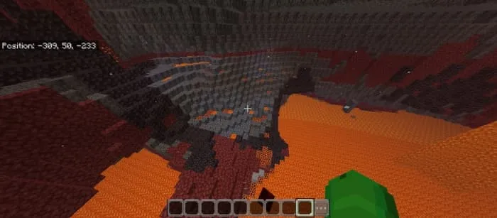 Better Hotbar: Screenshot in the Nether
