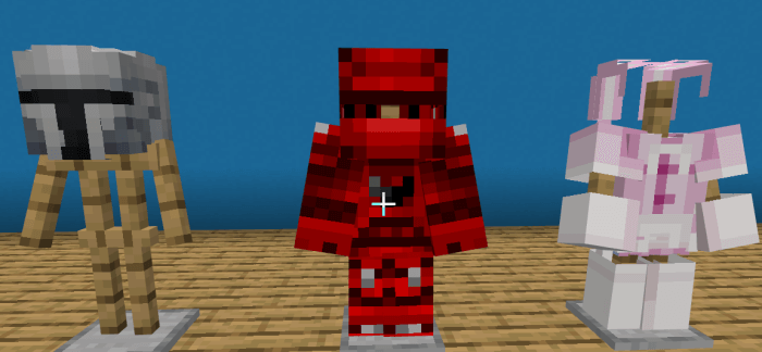 Red Armor Set and Mandalorian Helmet: Screenshot